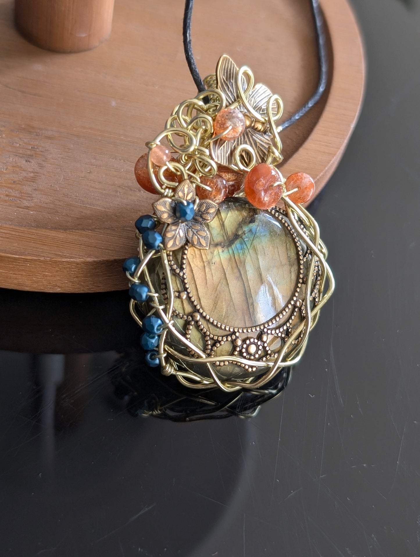 Collier wirewrap en labradorite