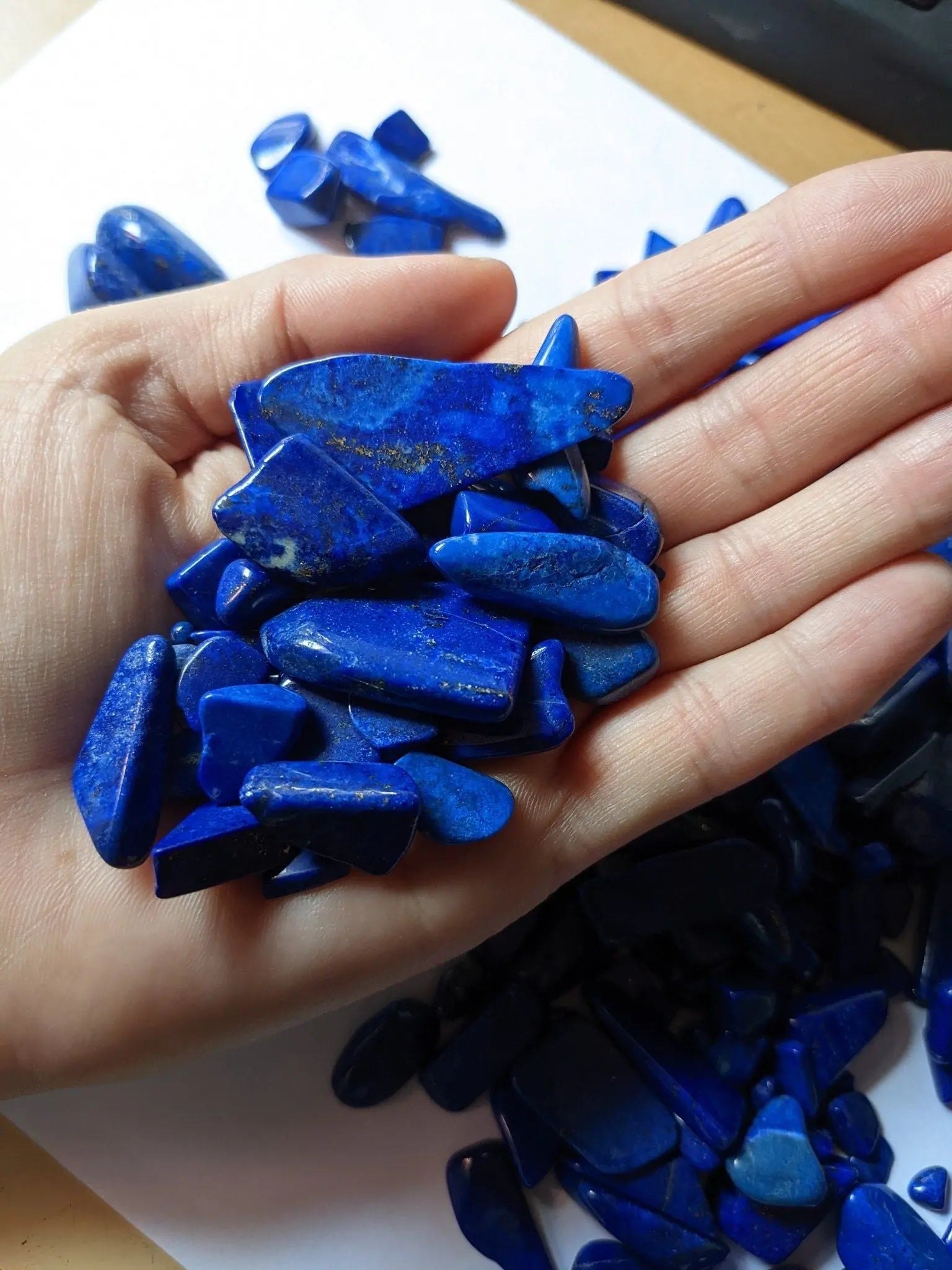 10 grammes de lapiz lazuli - 2 à 5 morceaux environ - Aurore Lune 