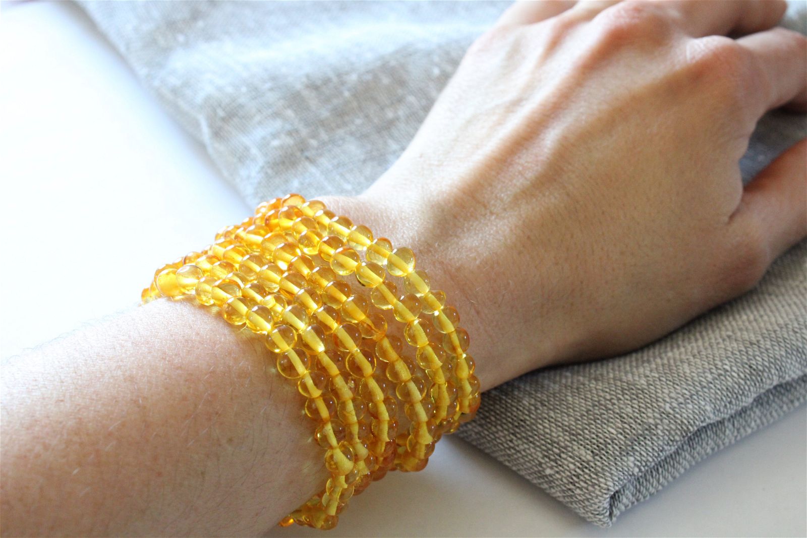 1 Bracelet ambre jaune Lituanie - Aurore Lune 