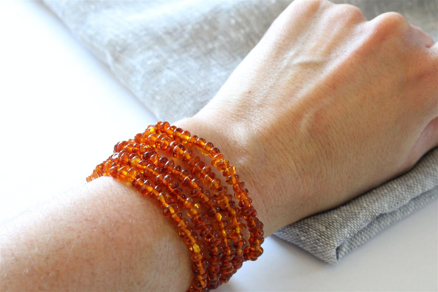 1 Bracelet ambre poignet moyen Lituanie - Aurore Lune 