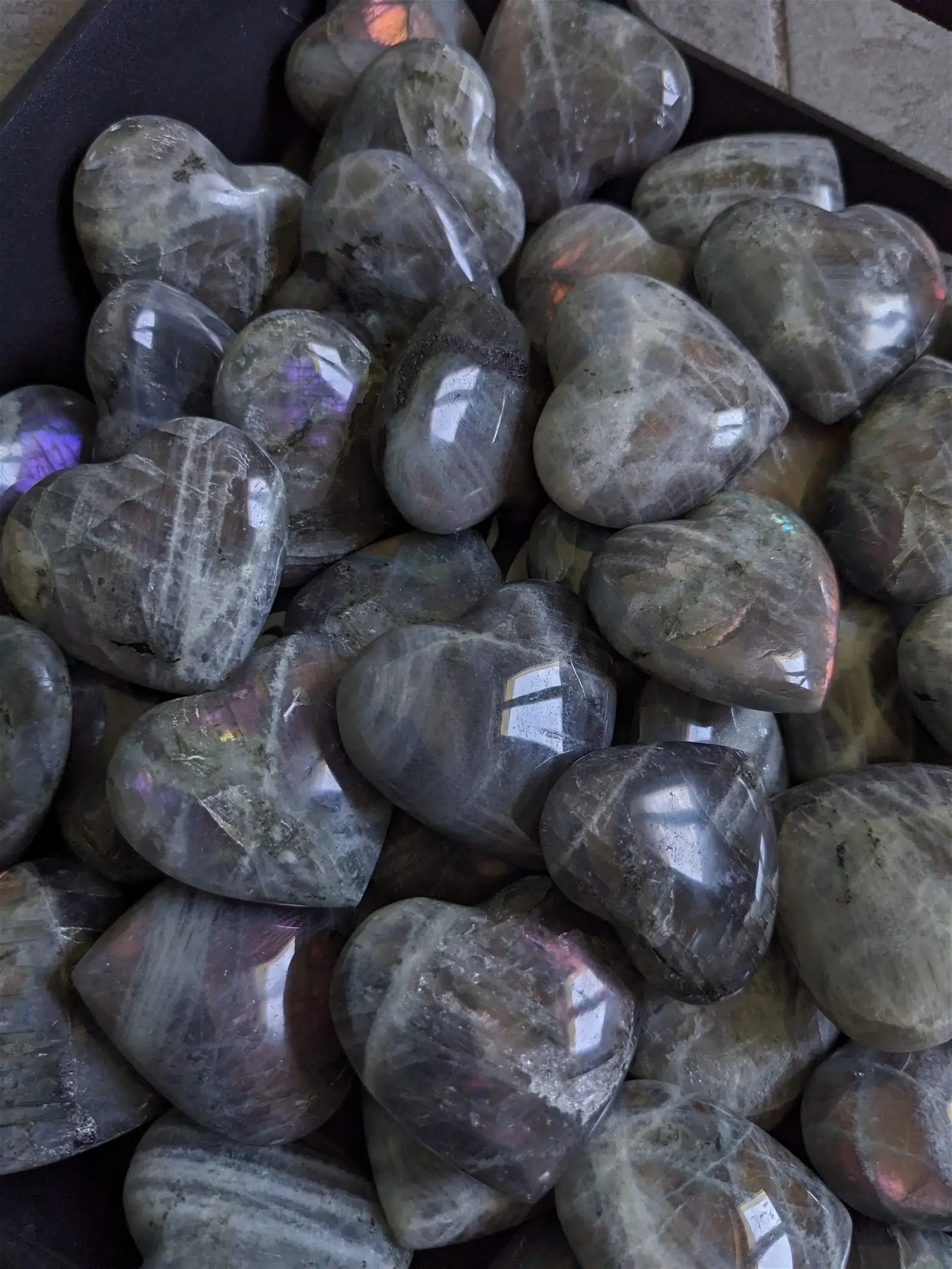 1 Petit coeur labradorite reflets moyens - Aurore Lune 