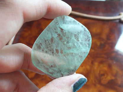 1 Pierre plate et rectangulaire en fluorite verte - Aurore Lune 
