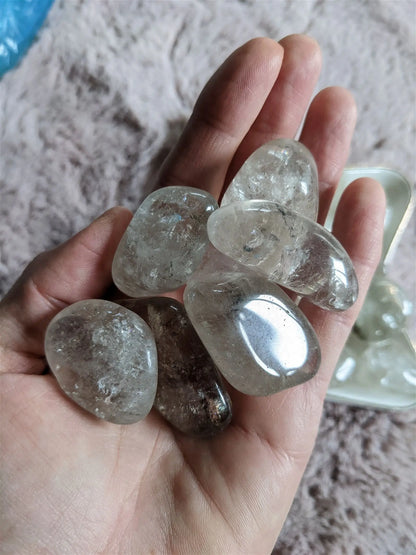1 Pierre roulée en cristal de roche - Aurore Lune 