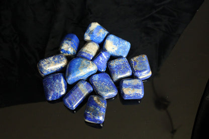1 Pierre roulée en lapis lazuli - Aurore Lune 