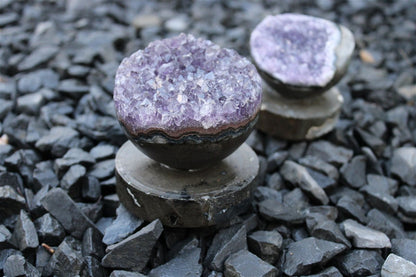 1 améthyste socle intégré photo contractuelle - Aurore Lune 