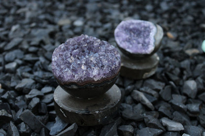 1 améthyste socle intégré photo contractuelle - Aurore Lune 
