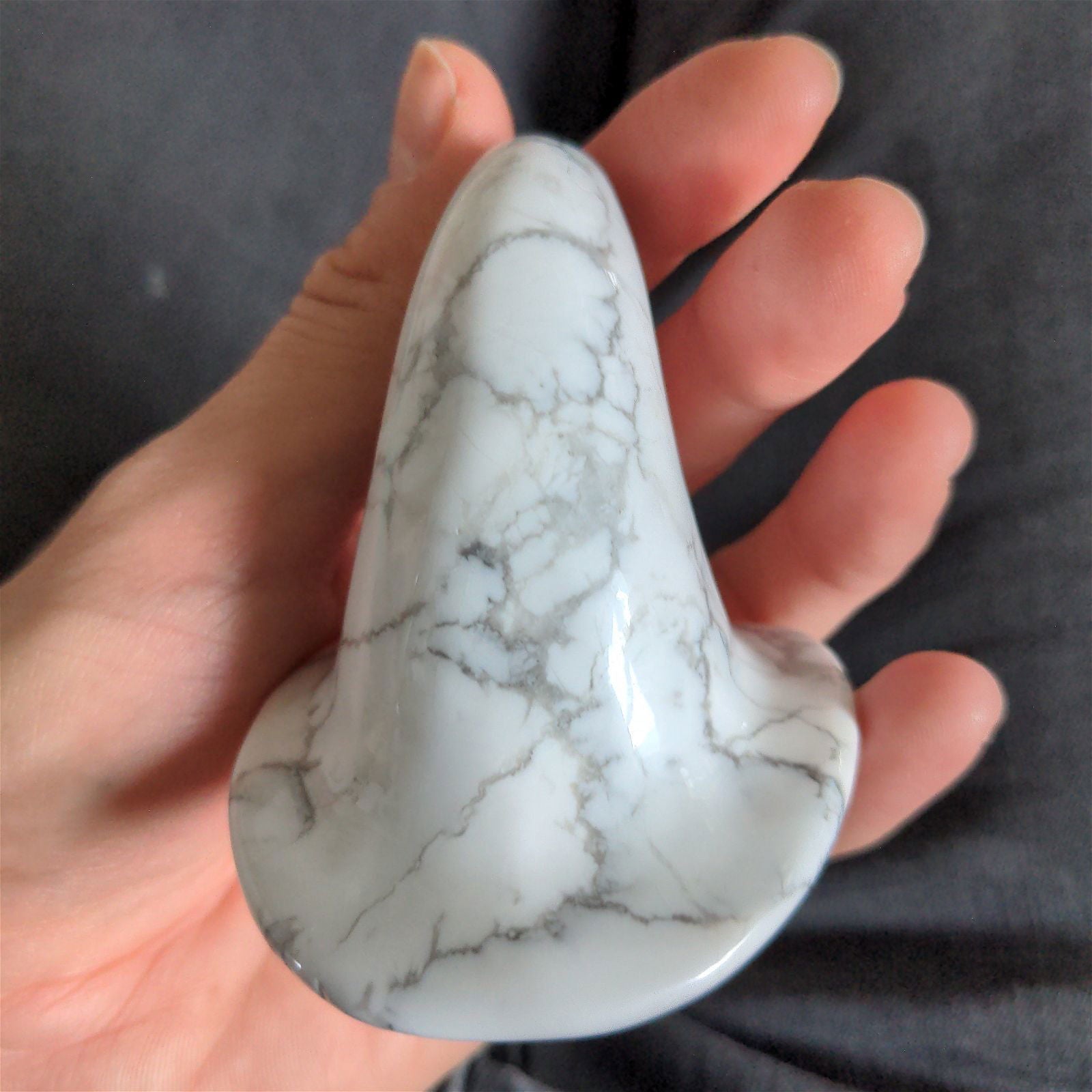 1 chapeau magique en howlite - Aurore Lune 