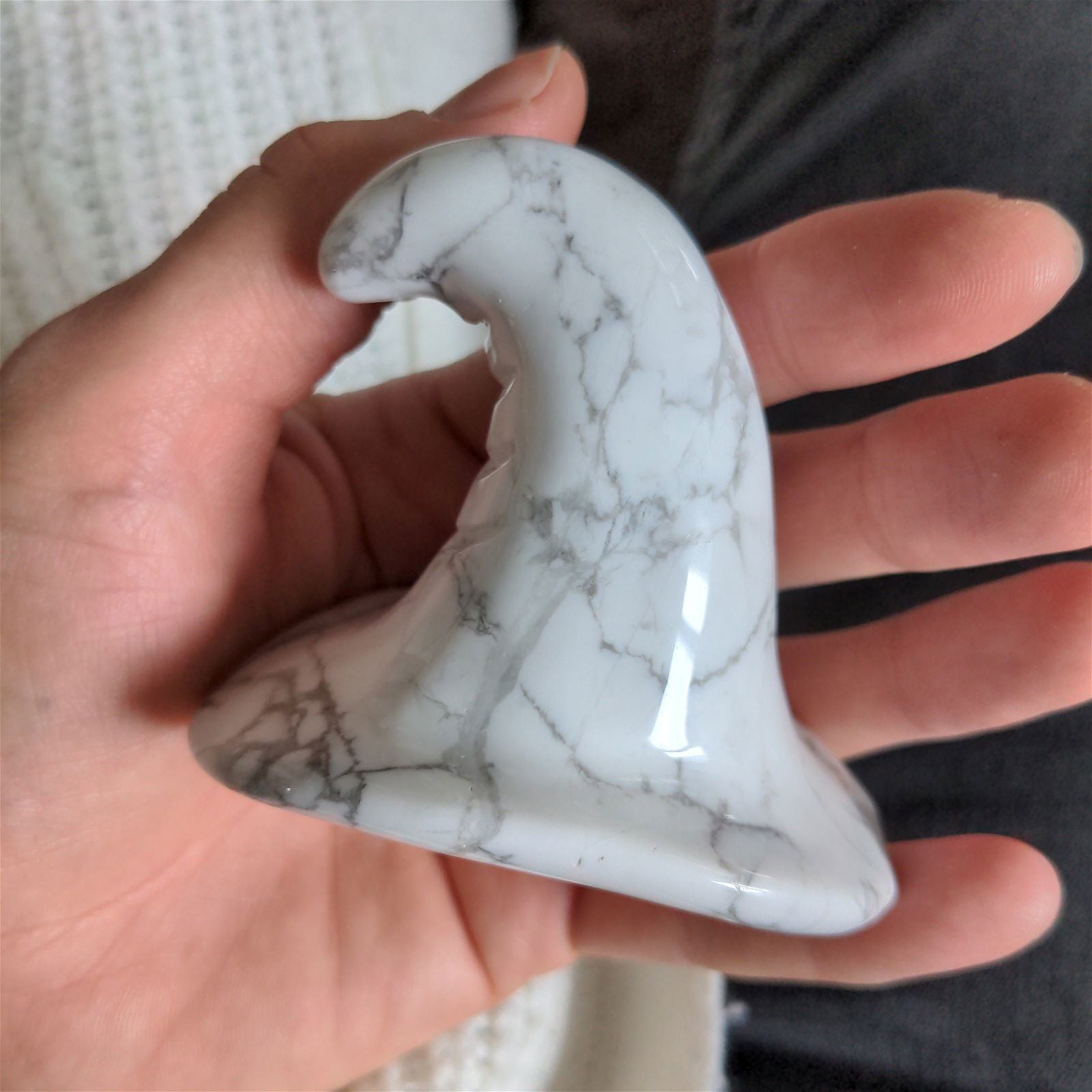 1 chapeau magique en howlite - Aurore Lune 