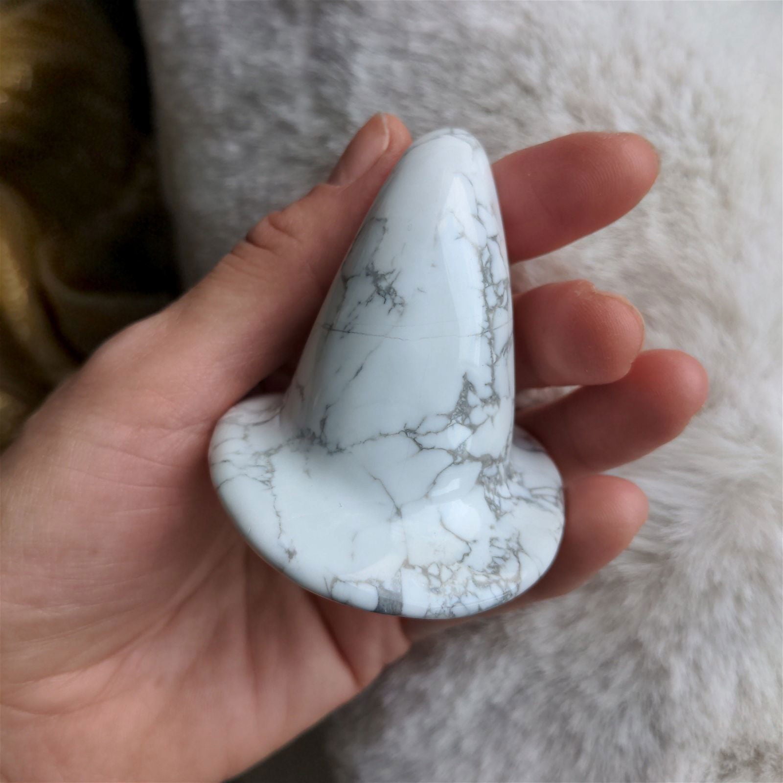 1 chapeau magique en howlite - Aurore Lune 