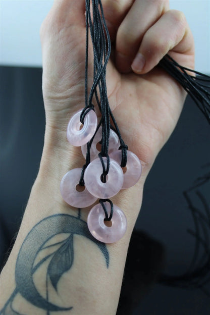 1 collier donut en quartz rose - Aurore Lune 