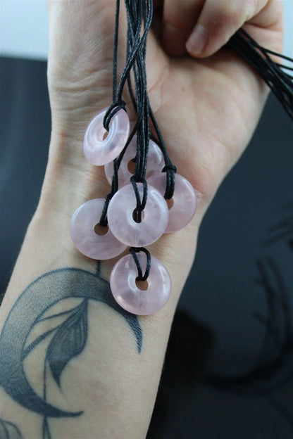 1 collier donut en quartz rose - Aurore Lune 