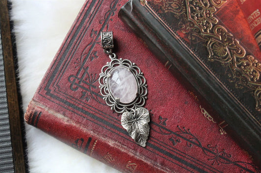 1 collier en quartz rose - Aurore Lune 