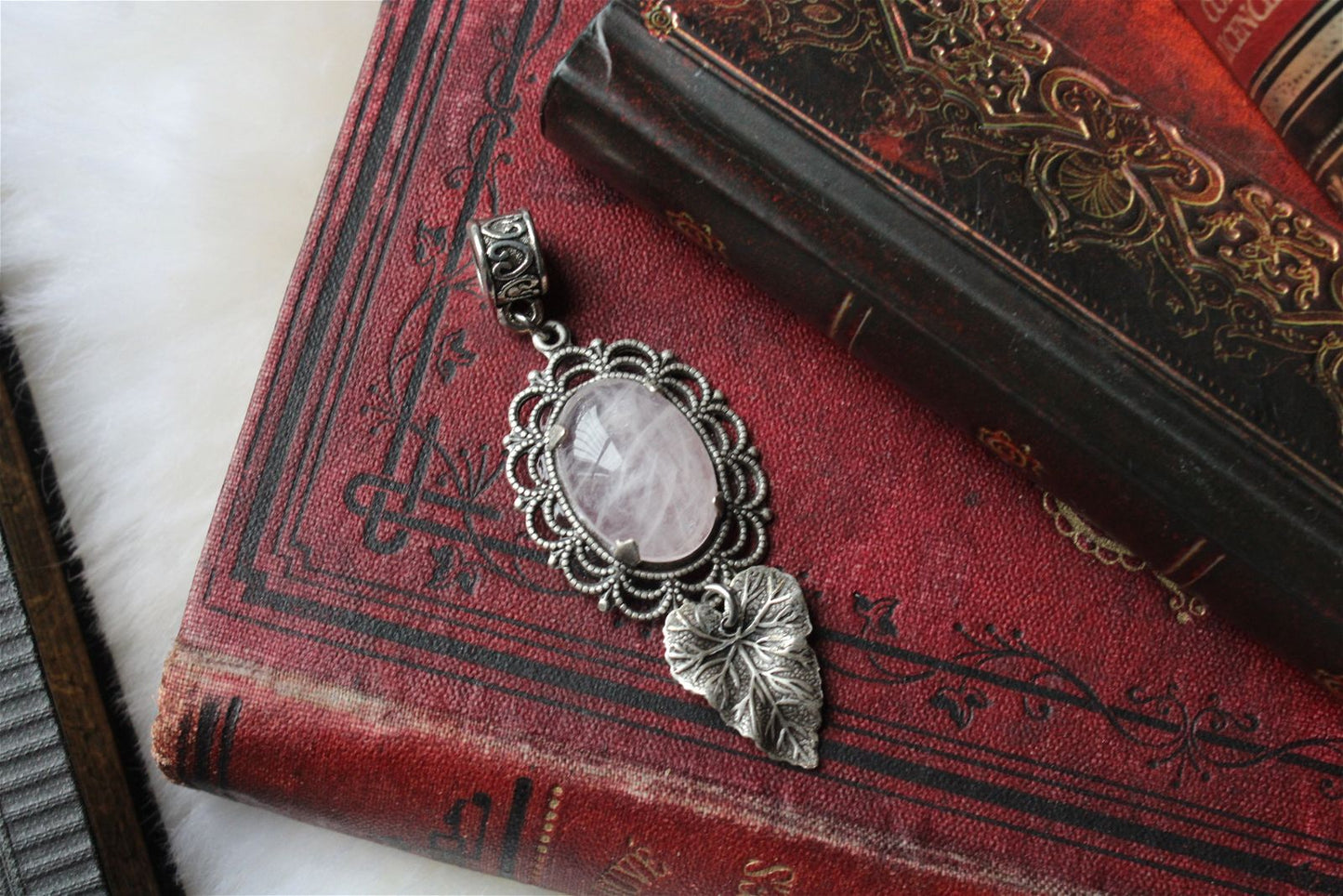 1 collier en quartz rose - Aurore Lune 