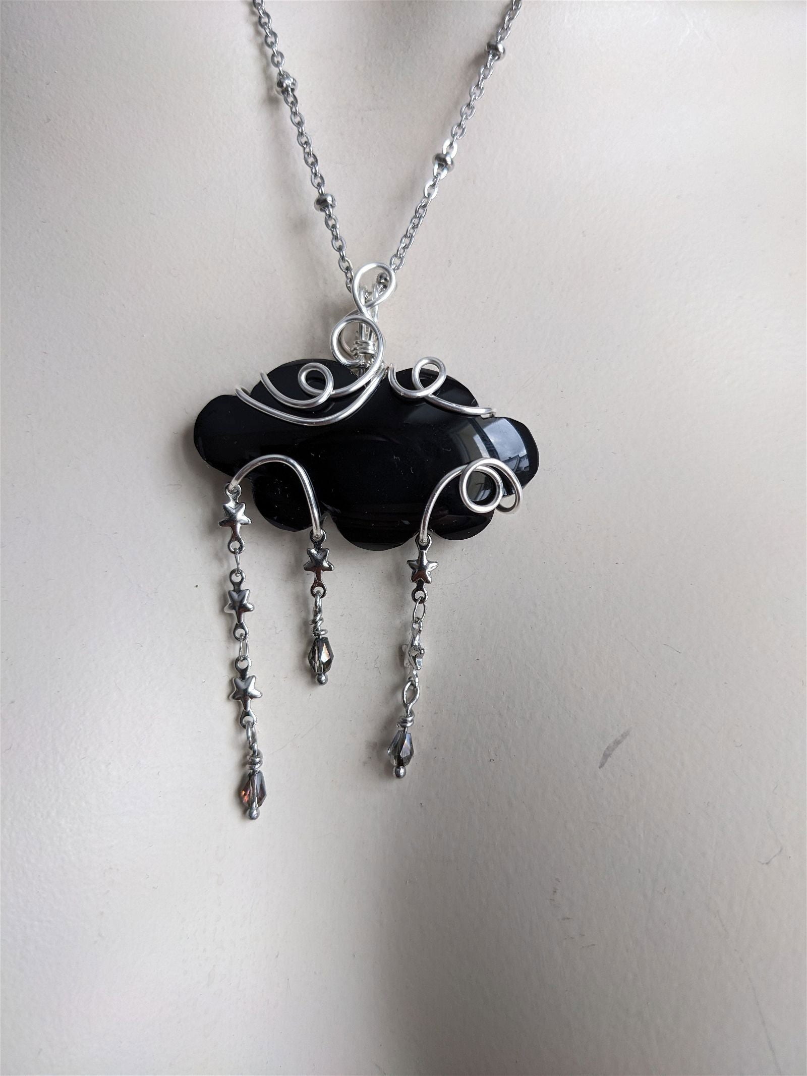 1 collier nuage en onyx - Aurore Lune 