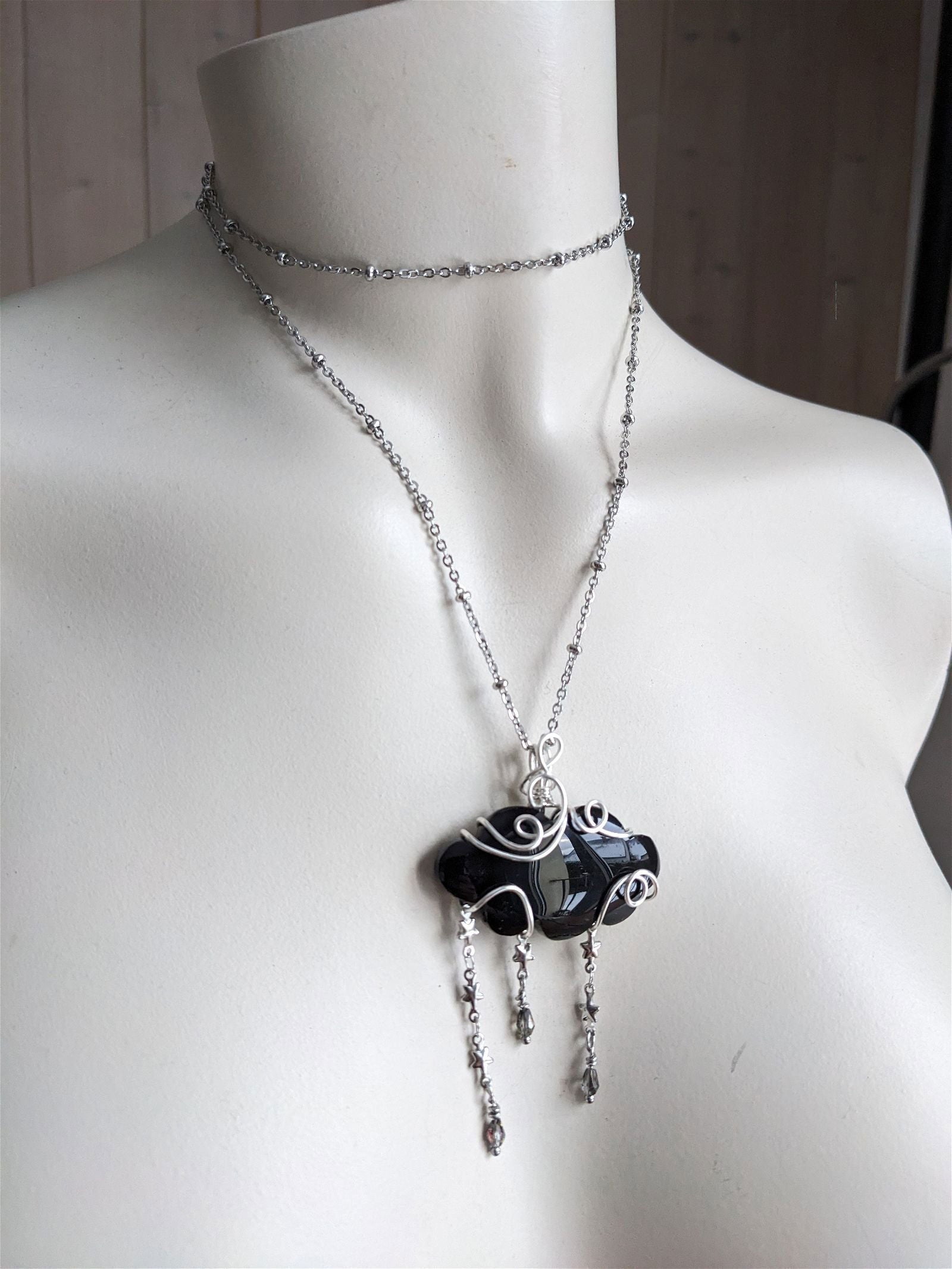 1 collier nuage en onyx - Aurore Lune 