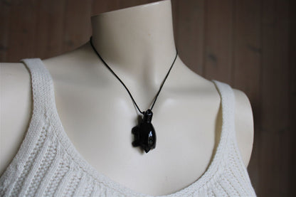 1 collier tortue en obsidienne oeil céleste - Aurore Lune 
