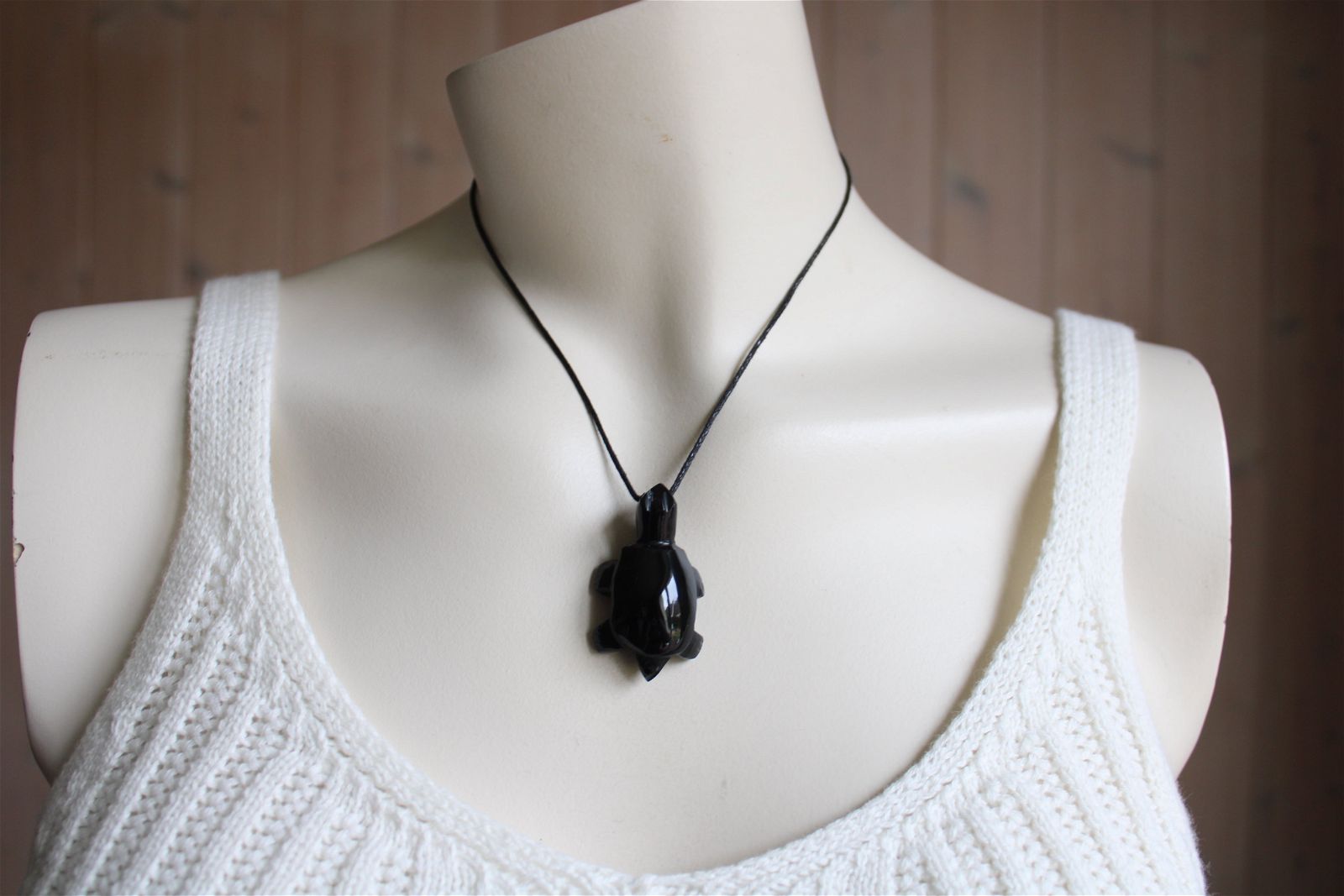 1 collier tortue en obsidienne oeil céleste - Aurore Lune 