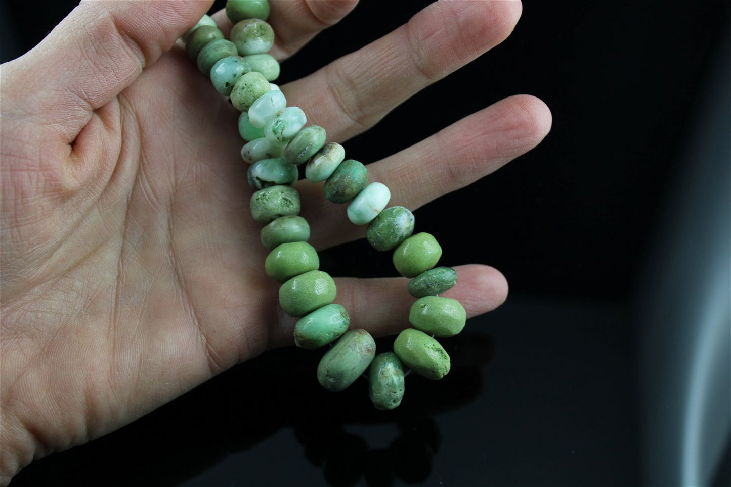 1 fil de perles en chrysoprase photo contractuelle - Aurore Lune 