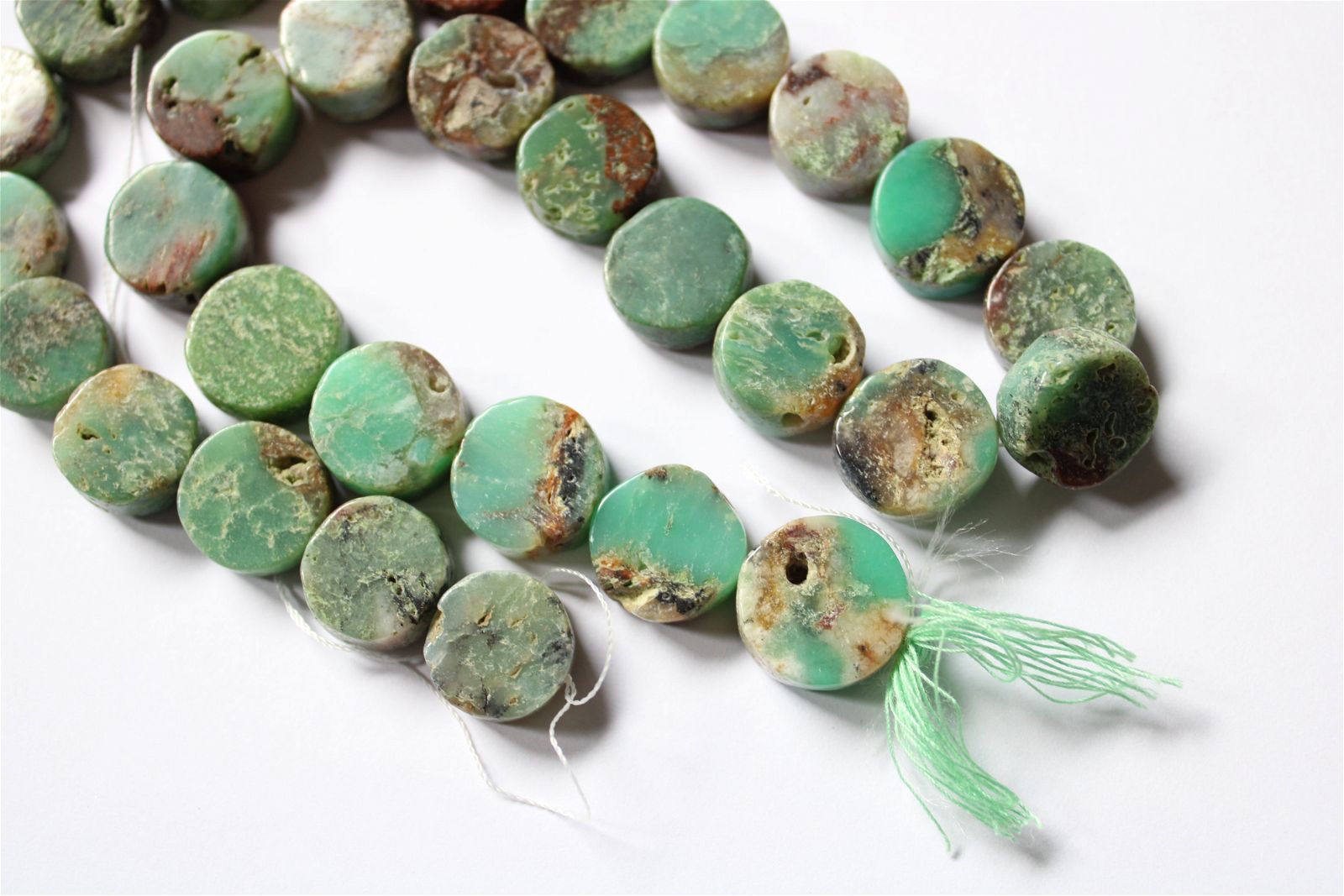 1 fil de perles en chrysoprase photo contractuelle - Aurore Lune 