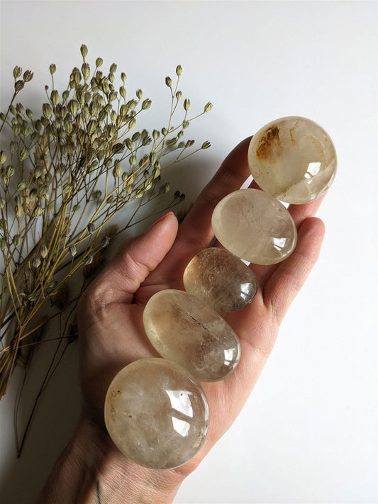 1 galet de citrine - Aurore Lune 