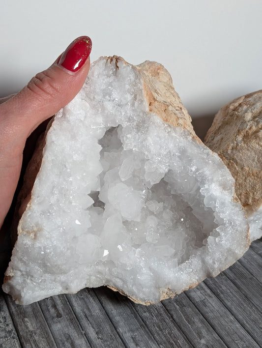 1 géode de cristal de roche - 2 morceaux au choix - Aurore Lune 