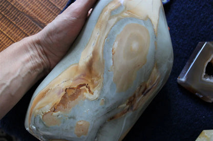1 gros jaspe polychrome 2.76 kg - Aurore Lune 