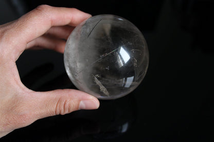 1 grosse sphère cristal de roche tourmaliné +7 cm - Aurore Lune 