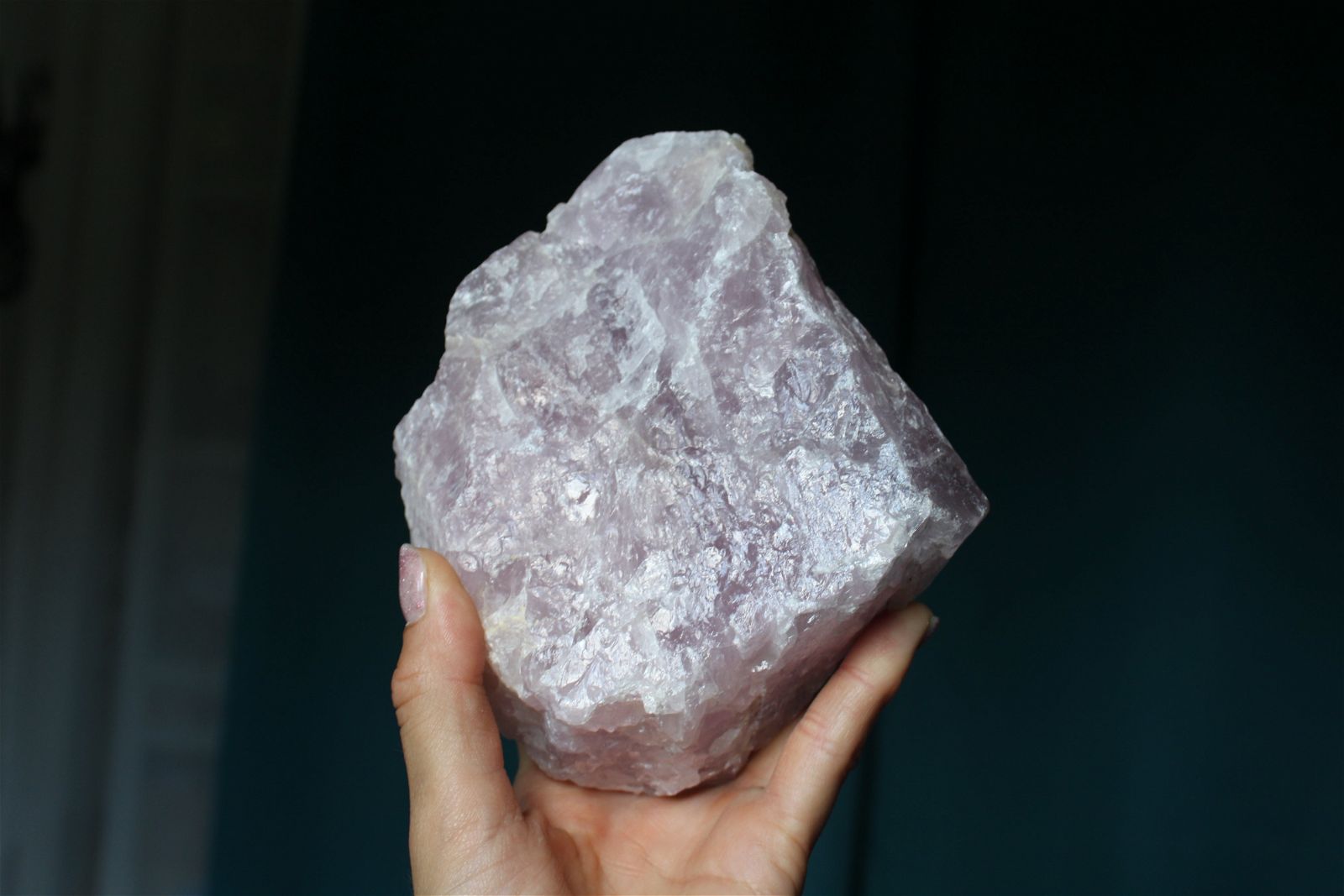 1 morceau brut de quartz rose 1.6 kg - Aurore Lune 