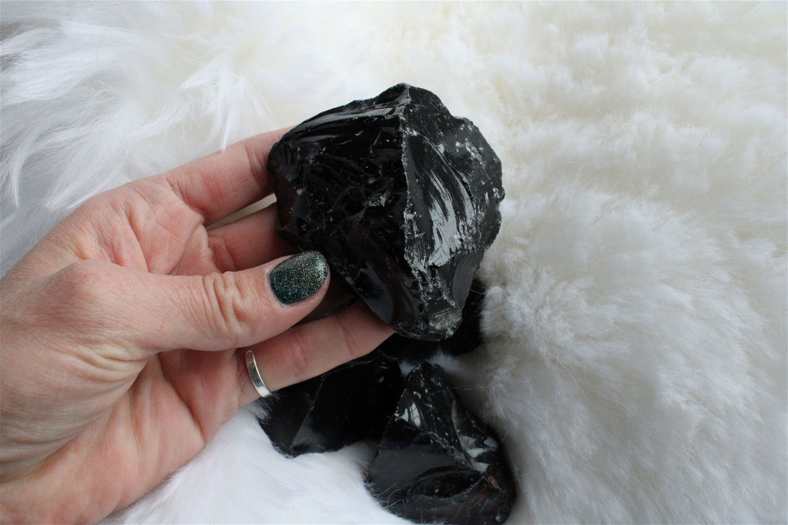 1 obsidienne noire brute 3 tailles au choix - Aurore Lune 