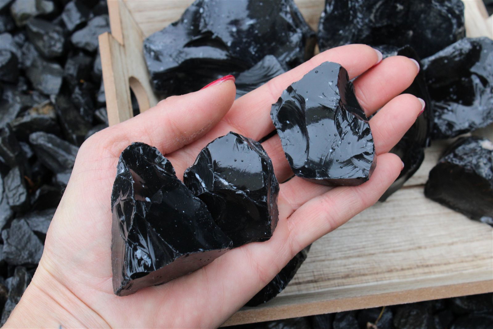 1 obsidienne noire brute 3 tailles au choix - Aurore Lune 