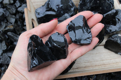 1 obsidienne noire brute 3 tailles au choix - Aurore Lune 