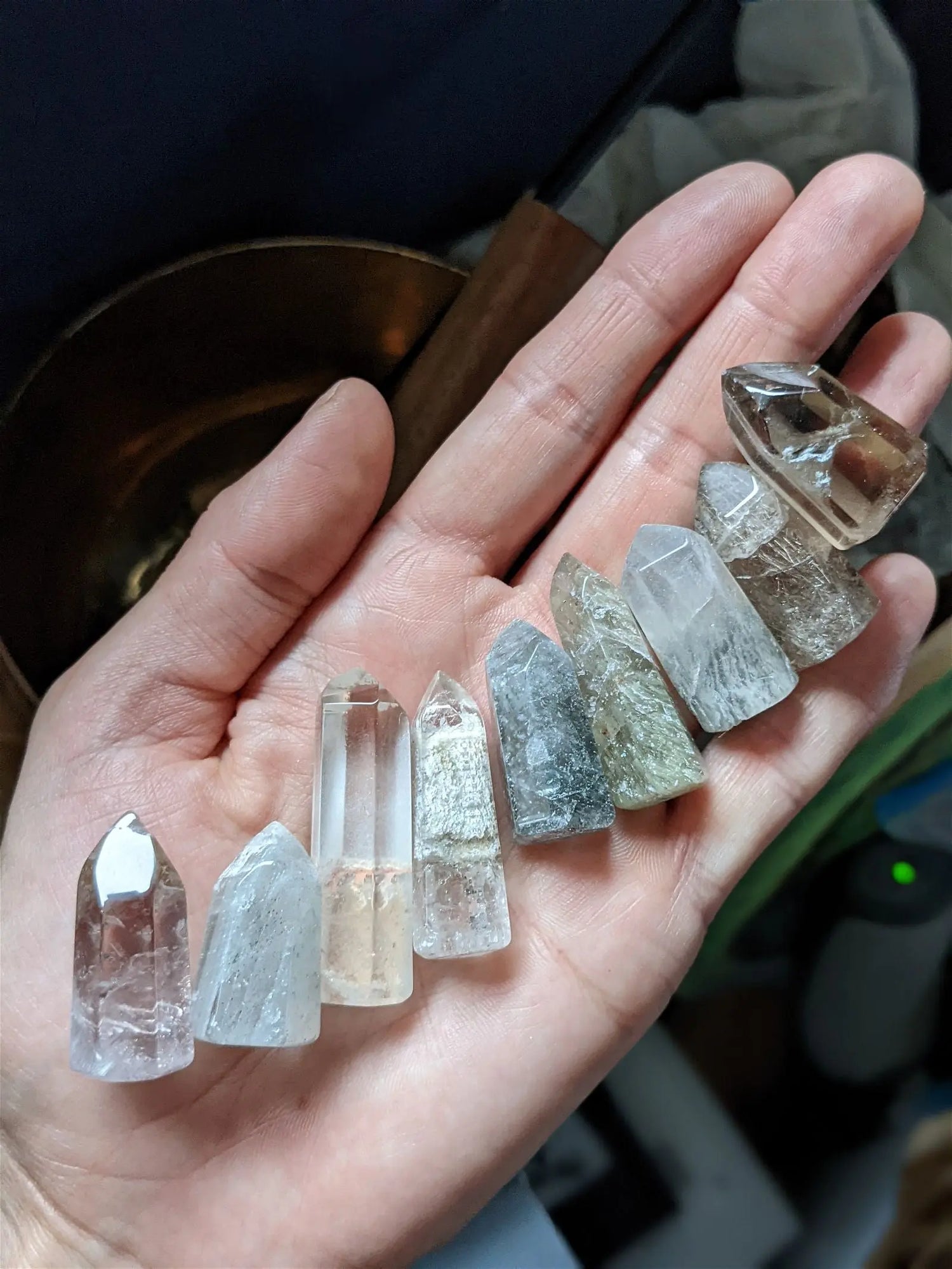 1 petite pointe lodolite quartz ou à inclusions - Aurore Lune 