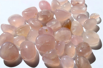 1 pierre roulée calcédoine rose - Aurore Lune 