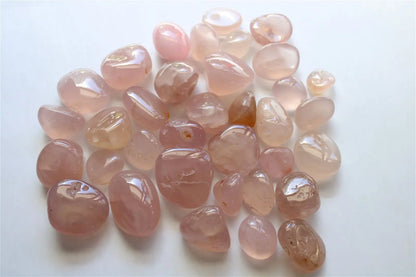 1 pierre roulée calcédoine rose - Aurore Lune 
