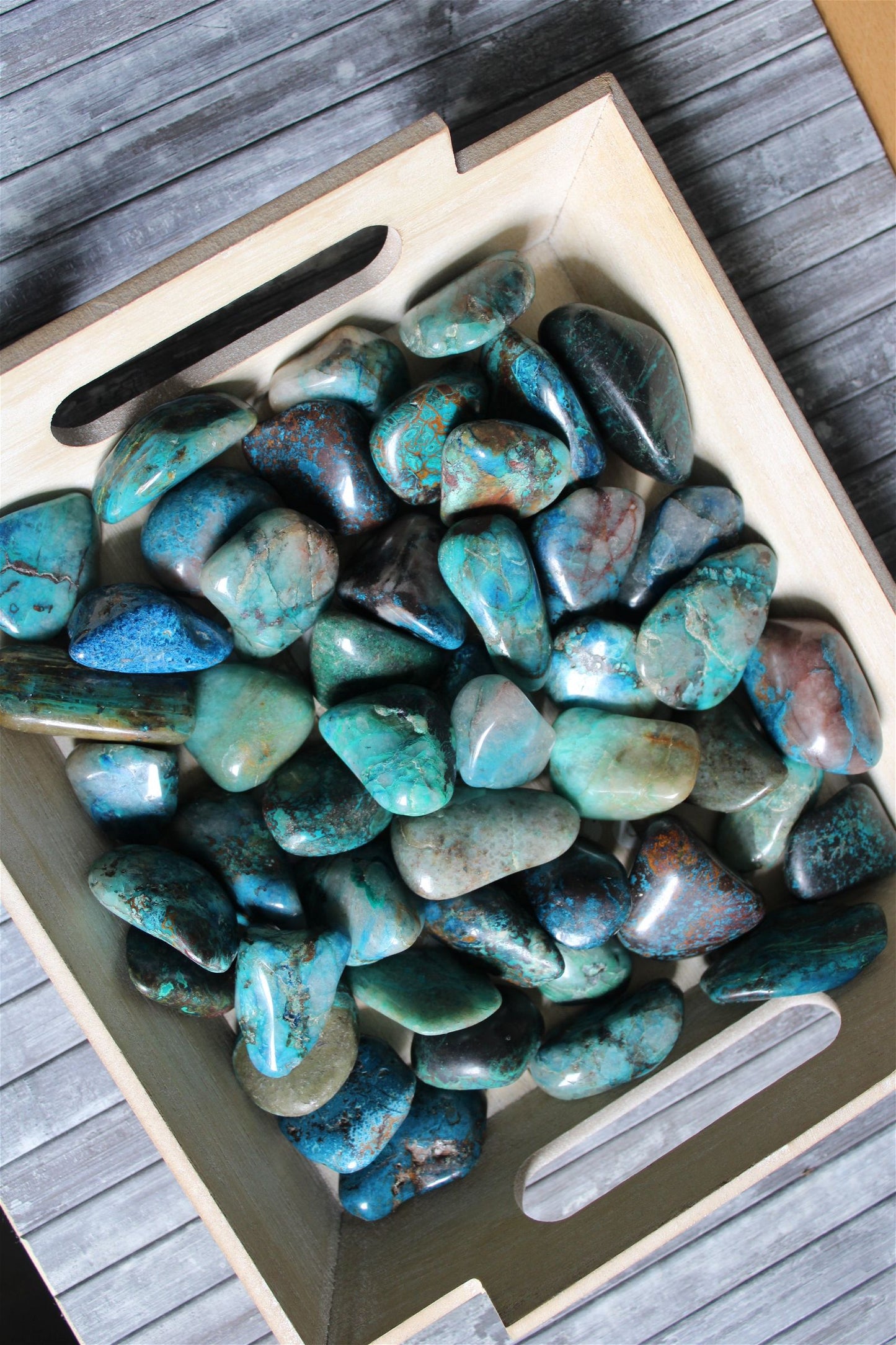 1 pierre roulée en chrysocolle shattuckite - Aurore Lune 