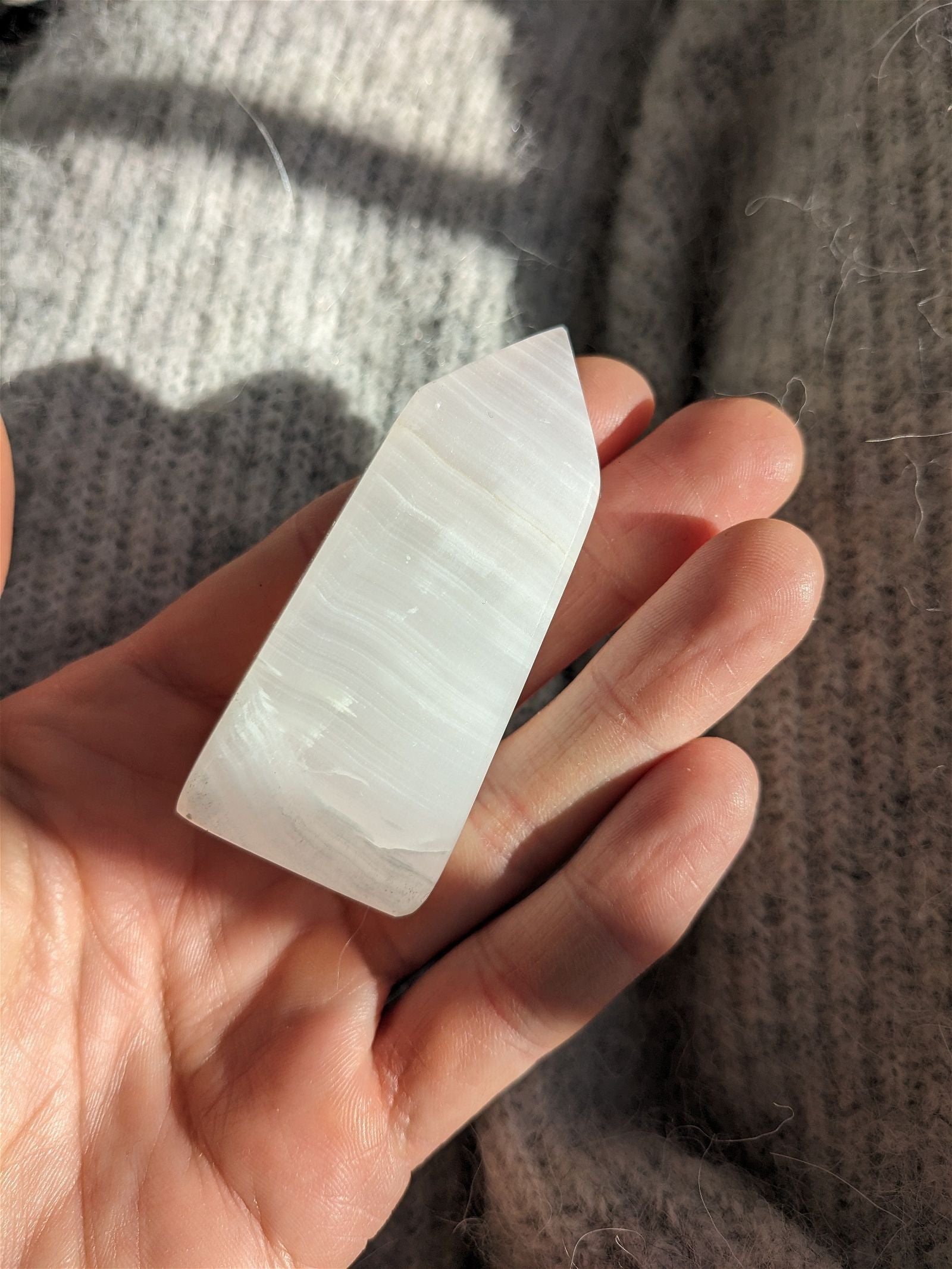 1 pointe en manganocalcite 6.5 cm - Aurore Lune 