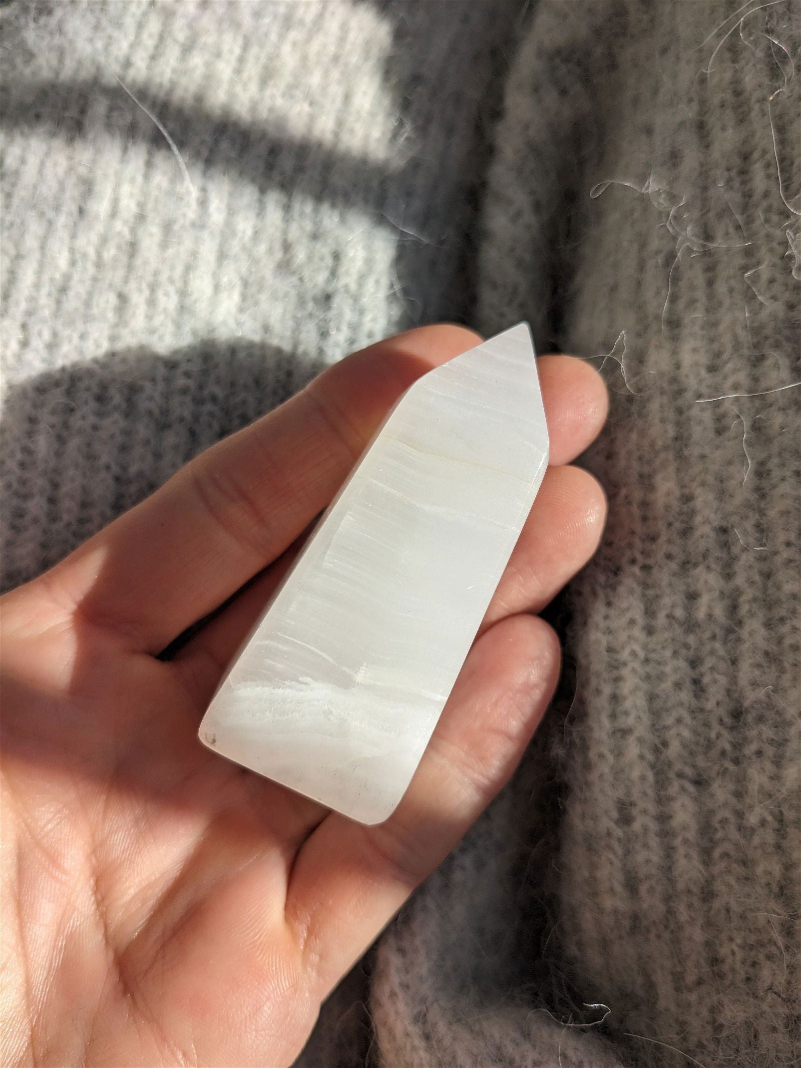 1 pointe en manganocalcite 6.5 cm - Aurore Lune 
