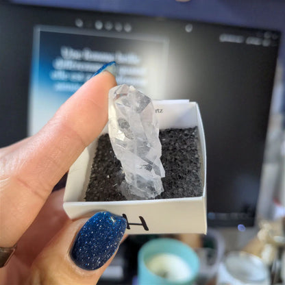 1 quartz à âme conforme à la photo - Aurore Lune 