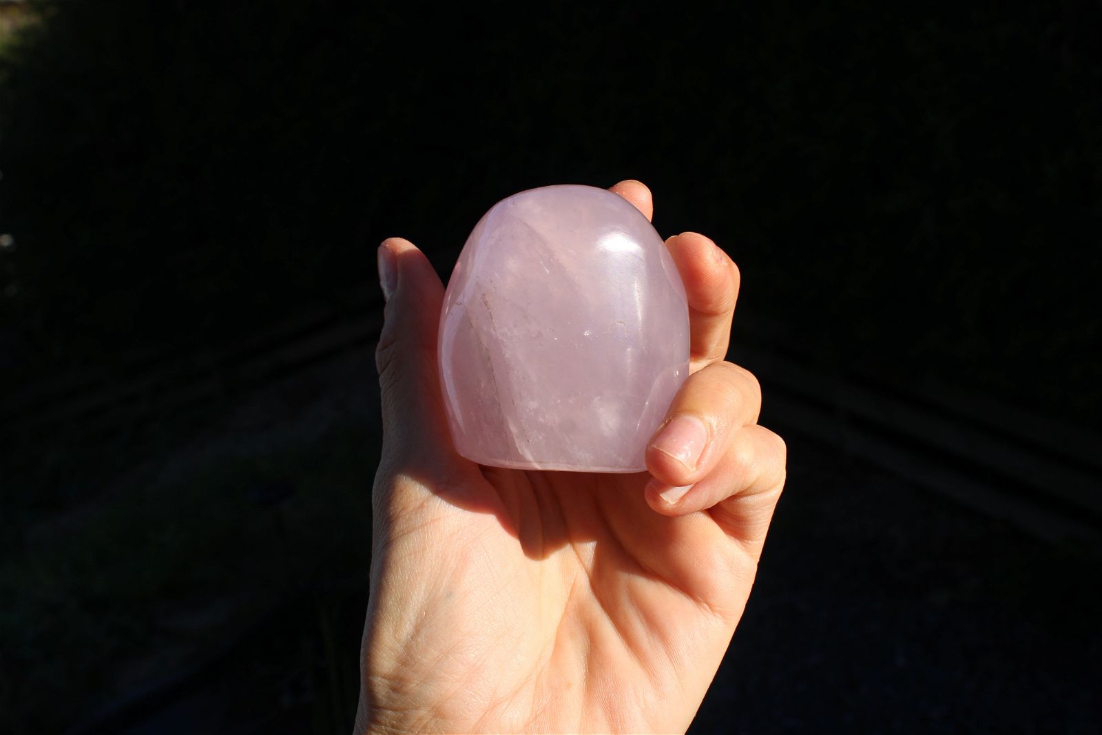 1 quartz rose à poser - 6.5 cm - Aurore Lune 