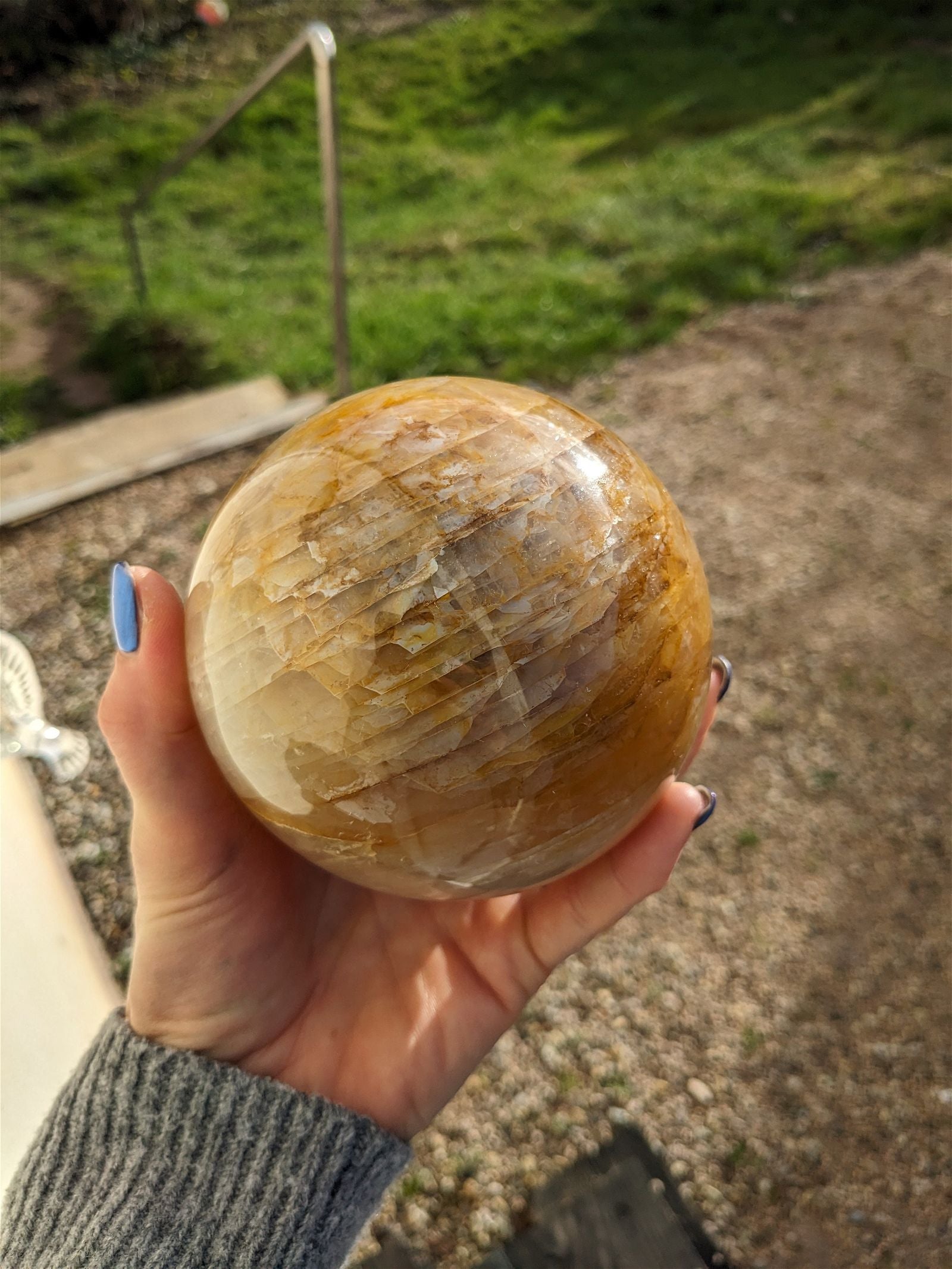 1 sphère quartz hématoïde 1.8 kg 11 cm - Aurore Lune 