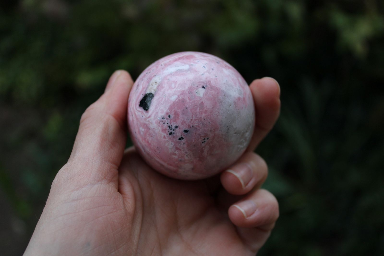 1 sphère rhodochrosite du Pérou 5.5 cm - Aurore Lune 