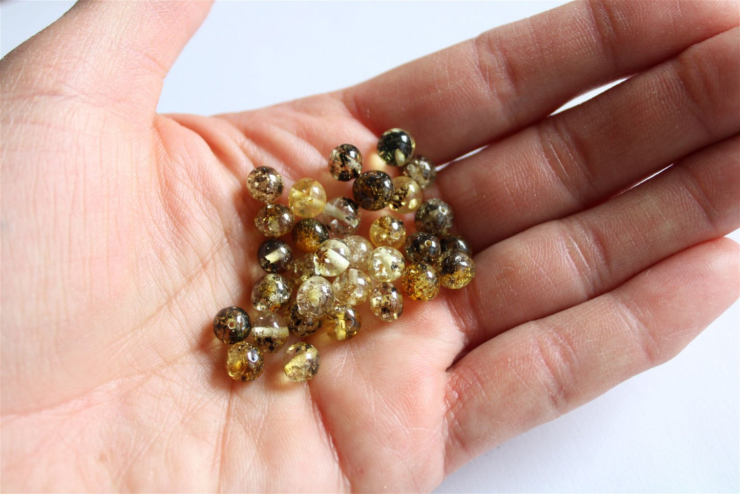 6 perles en ambre vert 6 - 7 mm Lituanie * ambre certifié - Aurore Lune 