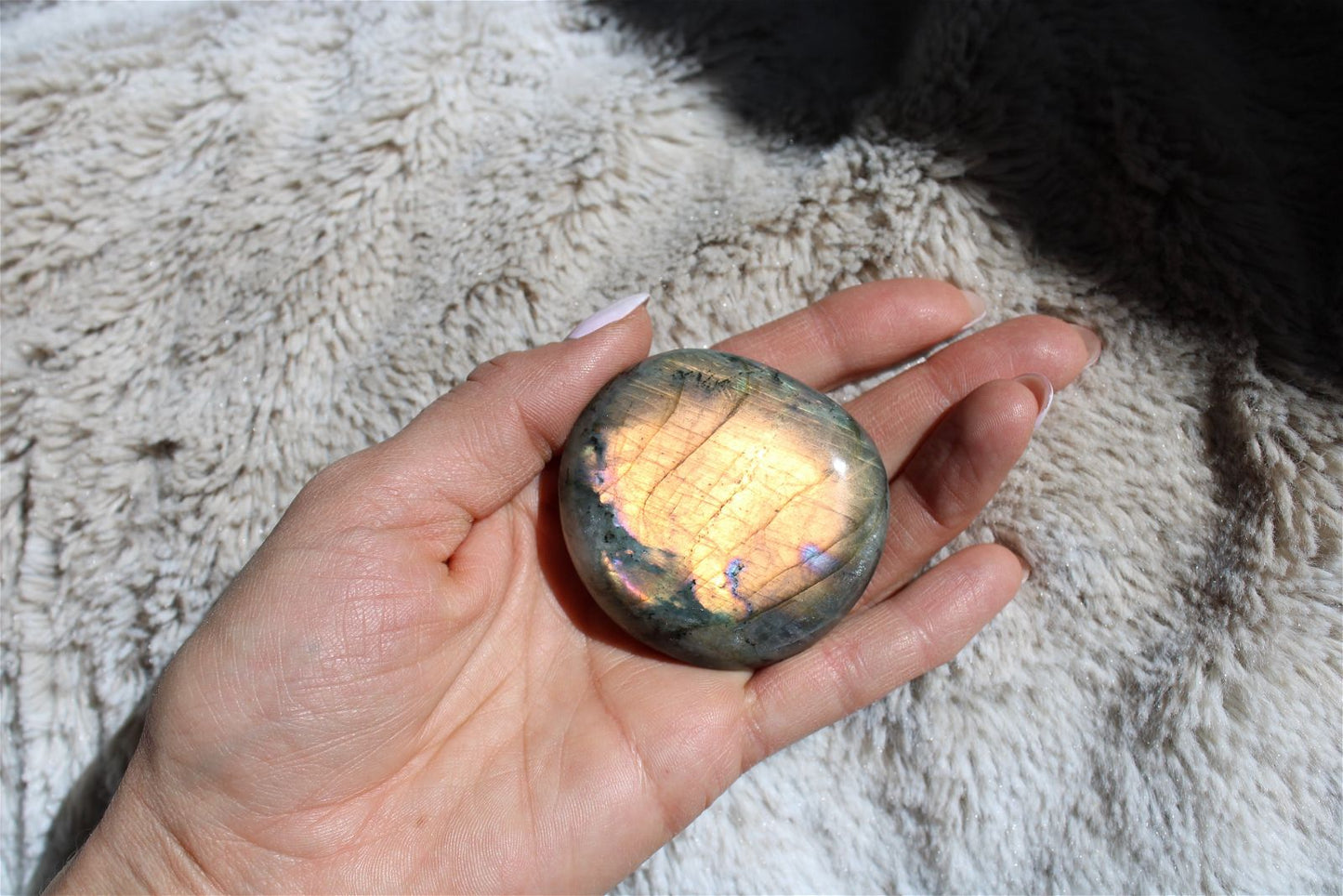 ALEATOIRE Grand Galet de labradorite "nuageux à reflets" - Aurore Lune 