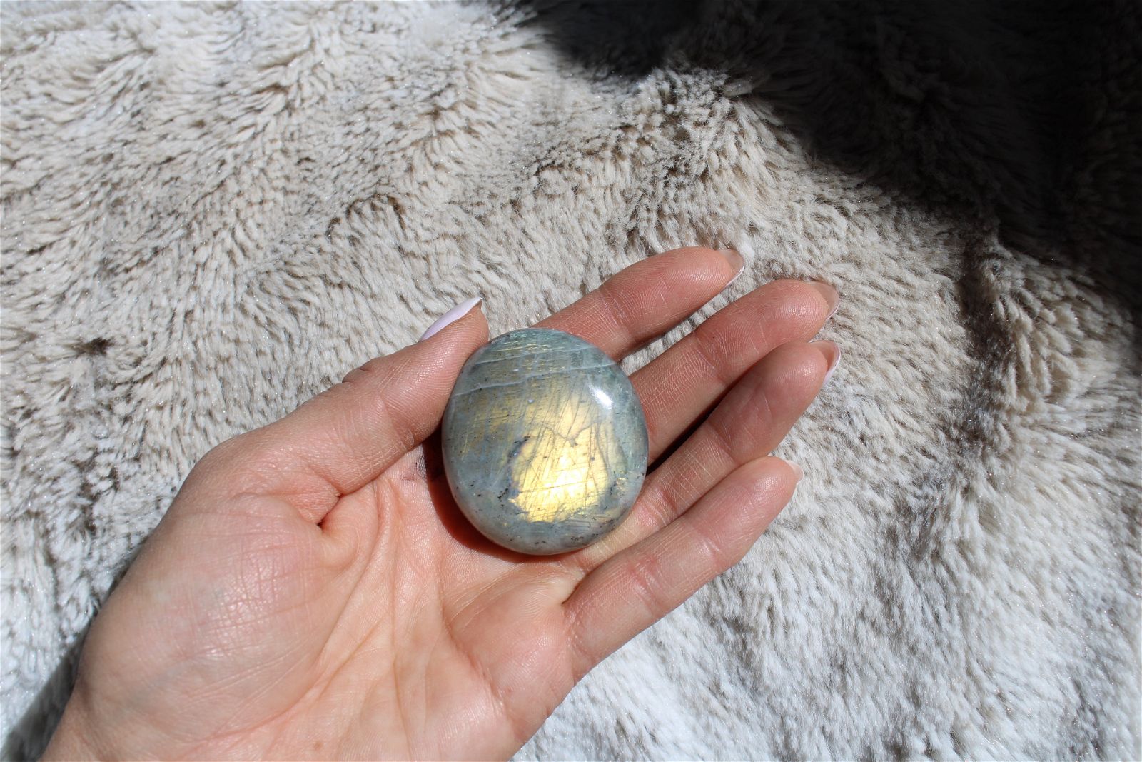 ALEATOIRE Grand Galet de labradorite "nuageux à reflets" - Aurore Lune 