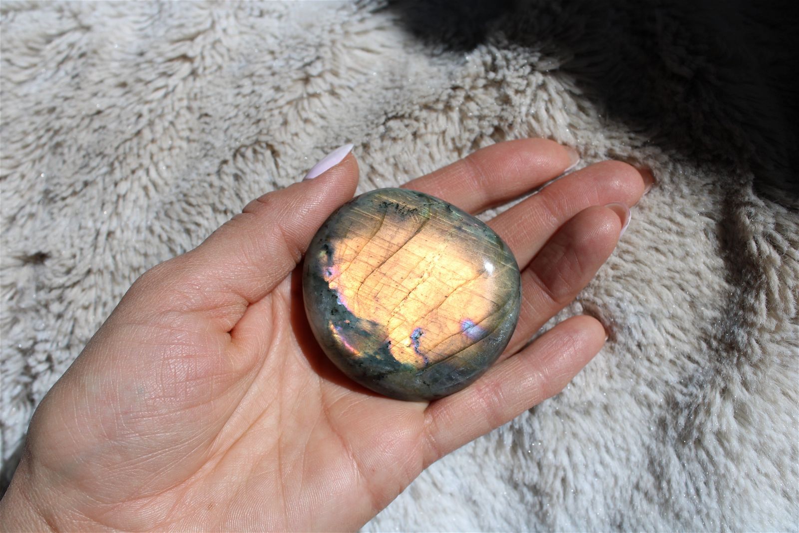 ALEATOIRE Grand Galet de labradorite "nuageux à reflets" - Aurore Lune 