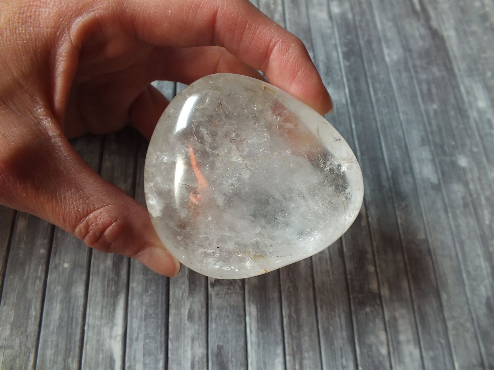 AU CHOIX Gros galet en cristal de roche COLIS - Aurore Lune 