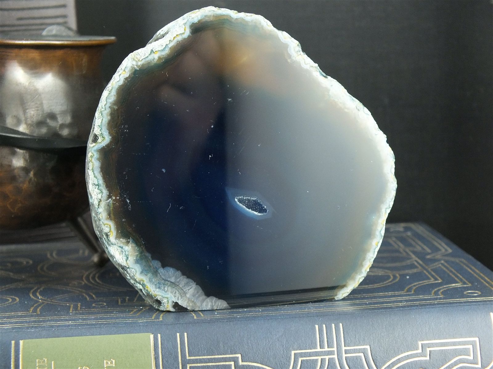 Agate teintée à poser 281 grammes - Aurore Lune 