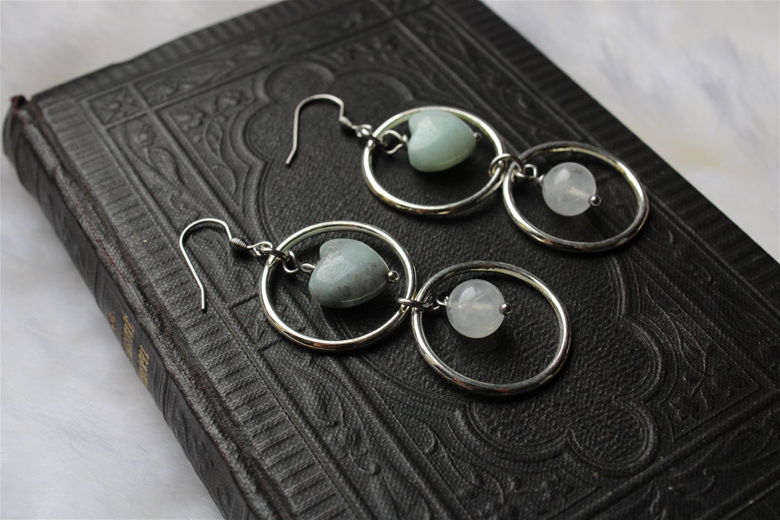 Boucles d'oreilles avec amazonite et labradorites blanches - Aurore Lune 