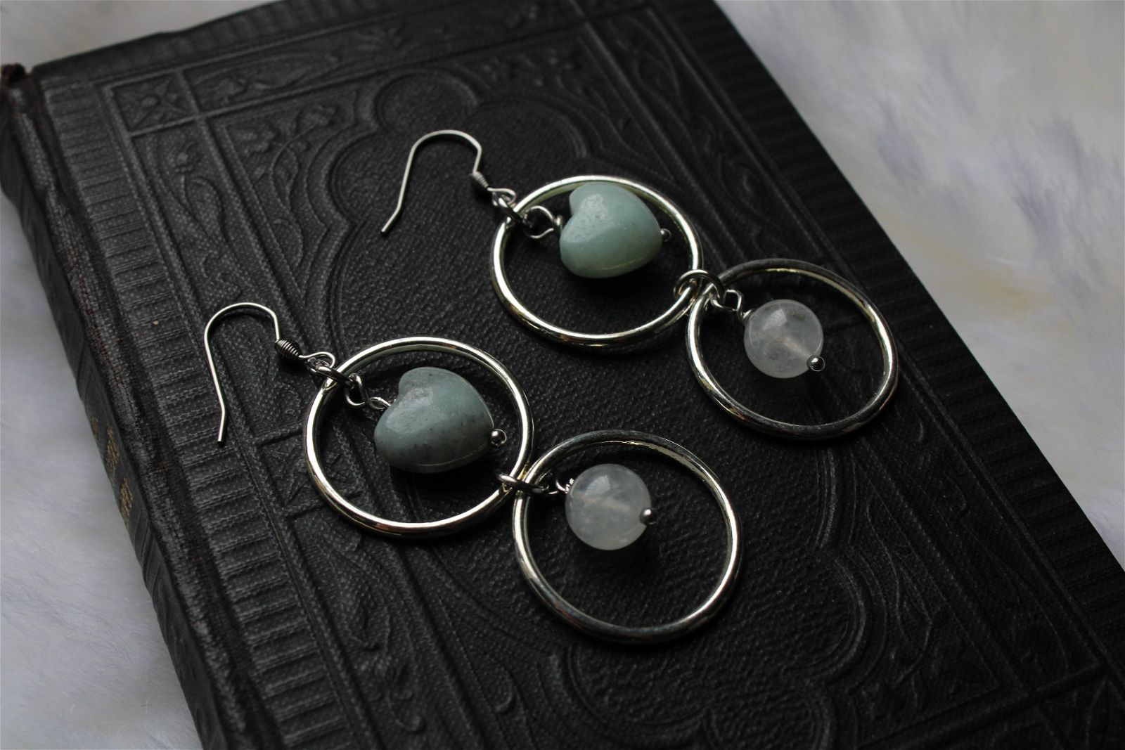 Boucles d'oreilles avec amazonite et labradorites blanches - Aurore Lune 