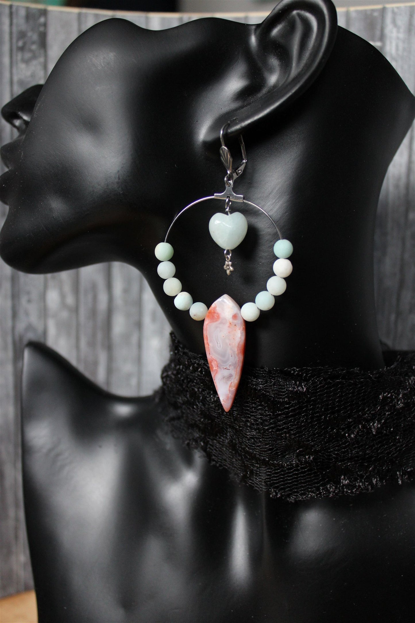 Boucles d'oreilles "calcédoine mystique" et amazonites - Aurore Lune 